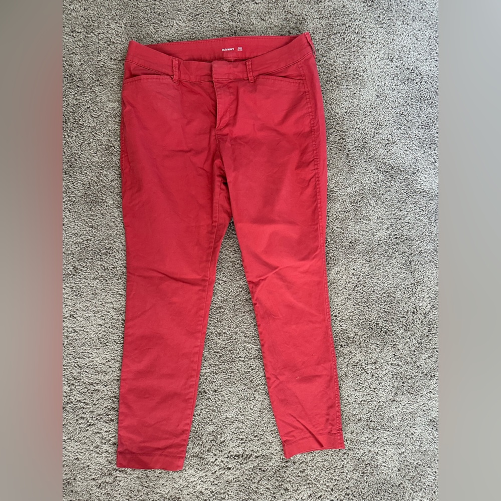 Old Navy Mid Rise Pixie pant